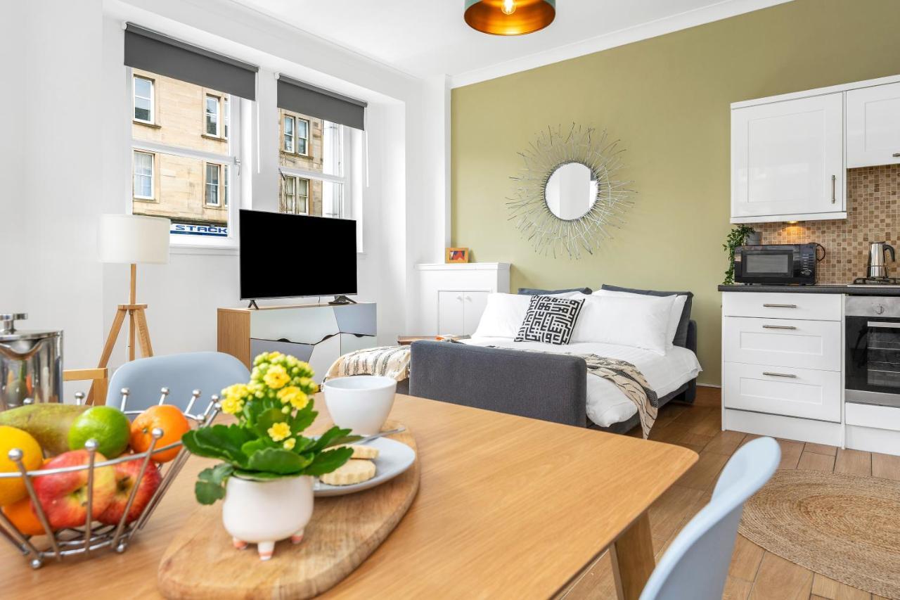 Apartment Cozy With Character Lovely Edinburgh