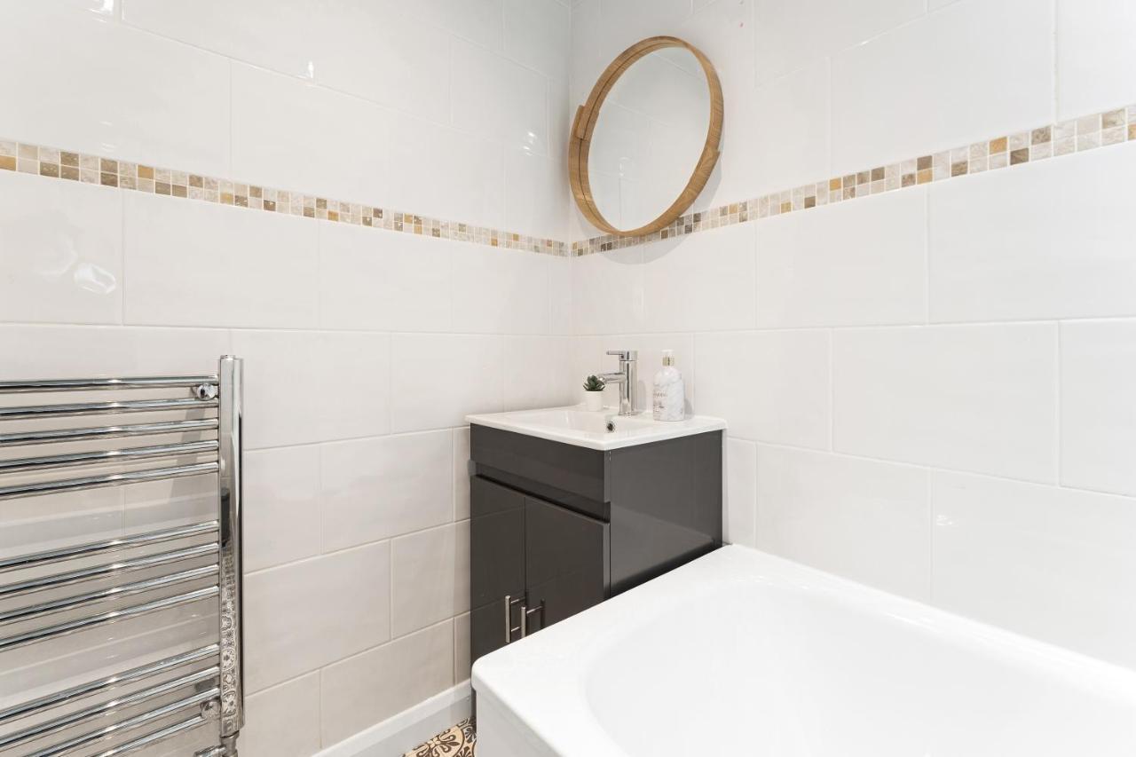 Cozy With Character Lovely Apartment Edinburgh