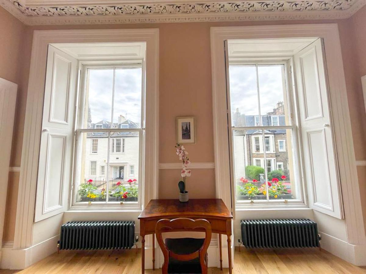 Remarkable 5br Townhouse With Garden, Sleeps 12 * EDI