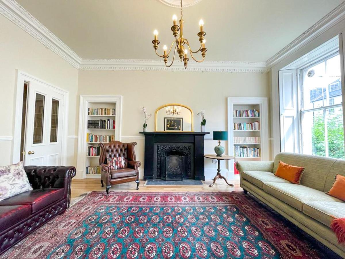 Remarkable 5br Townhouse With Garden, Sleeps 12 Apartment *