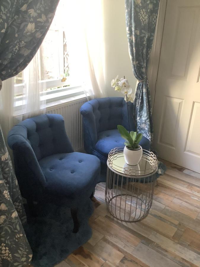 Guest house A In The City - West