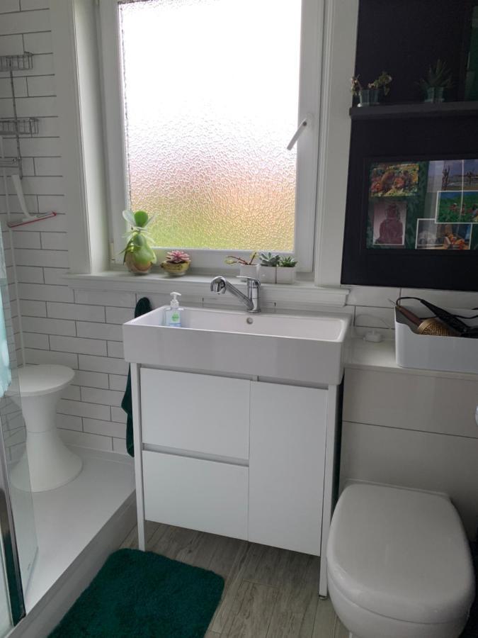 Bedroom In Findlay * Edinburgh
