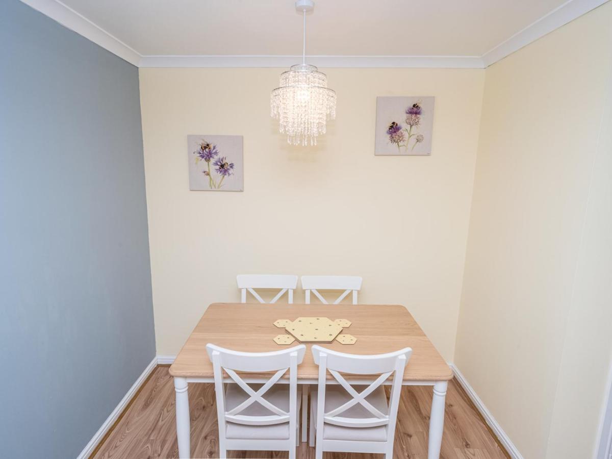 Modern Renovated 2bed Flat With Free Parking Apartment *