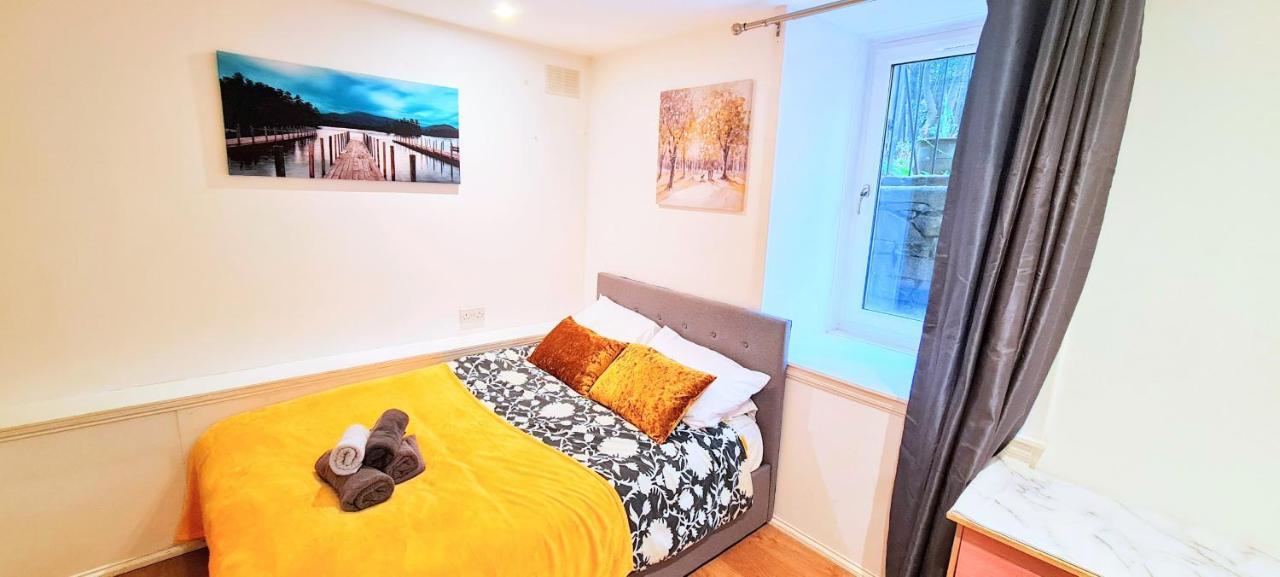 Apartment Luxury Five Bedroom Deluxe Duplex I Centre I Fully Equipped I Fountainpark