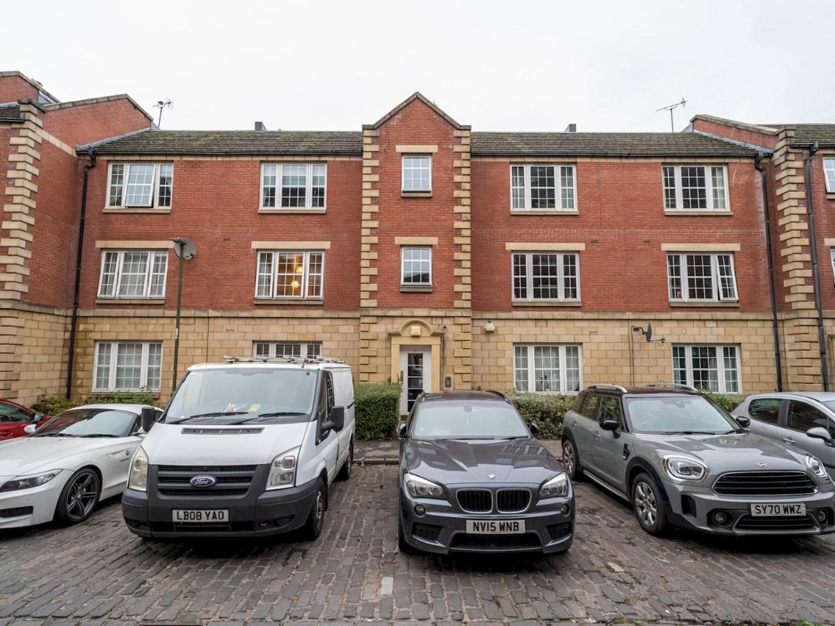 Apartment Modern Renovated 2bed Flat With Free Parking