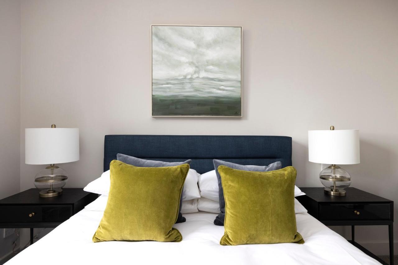 Apartment Joivy Stylish Flat In New Town *