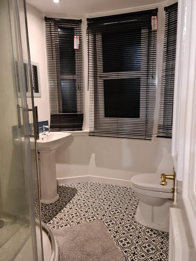 Guest house Pilrig St *