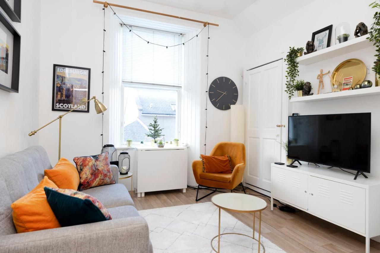 Joivy Bright And Modern Flat With Desk * Edinburgh