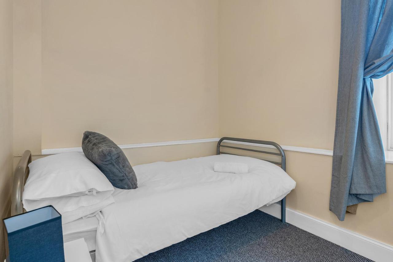 Apartment Centre Jasmine -sleeps 7 *