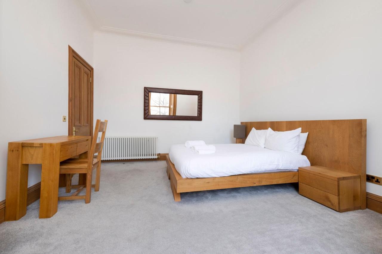 Joivy Spacious Near The Meadows Edinburgh
