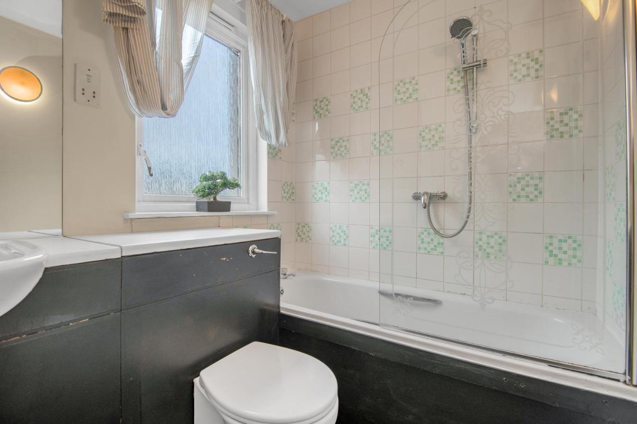 Apartment Center Coady Sleeps 5 Free Car Park Space *