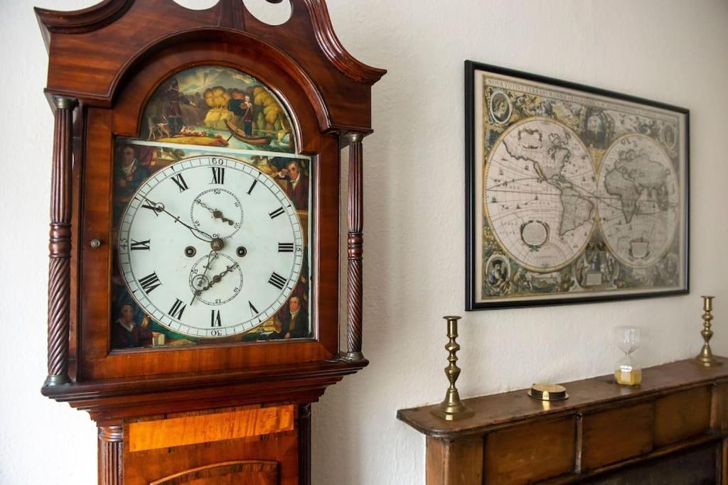 Apartment Charm & Character On Historic Rose Street *