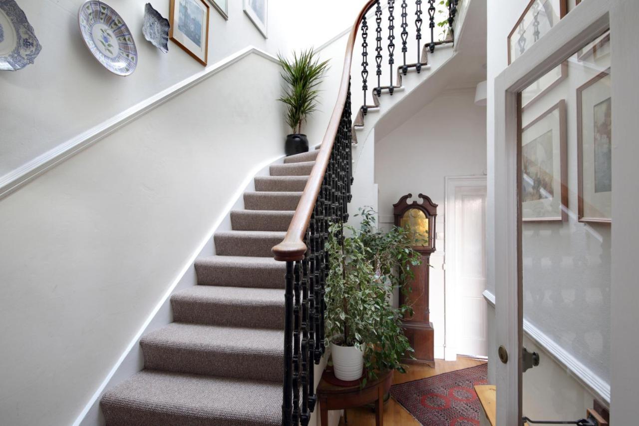 Guest house Sheens House 2 *
