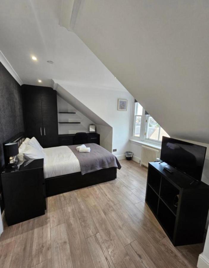 Privatunterkunft Luxury Double With Private Bathroom