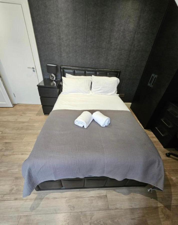 Luxury Double With Private Bathroom Privatunterkunft
