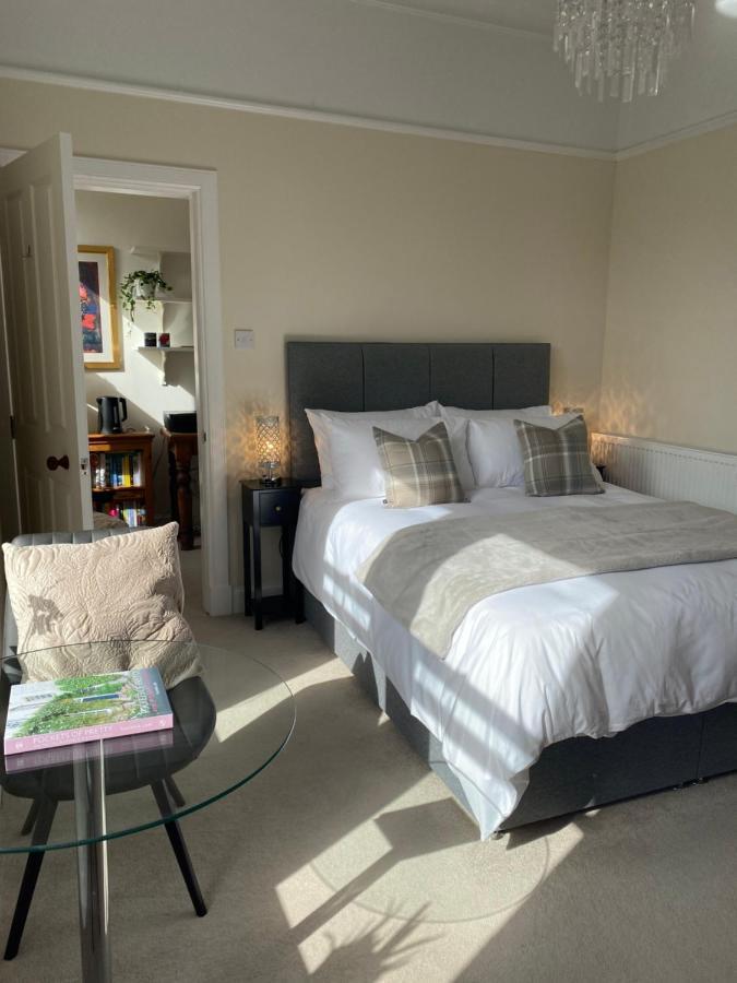 Homestay Tranquil Haven Murrayfield Edinburgh