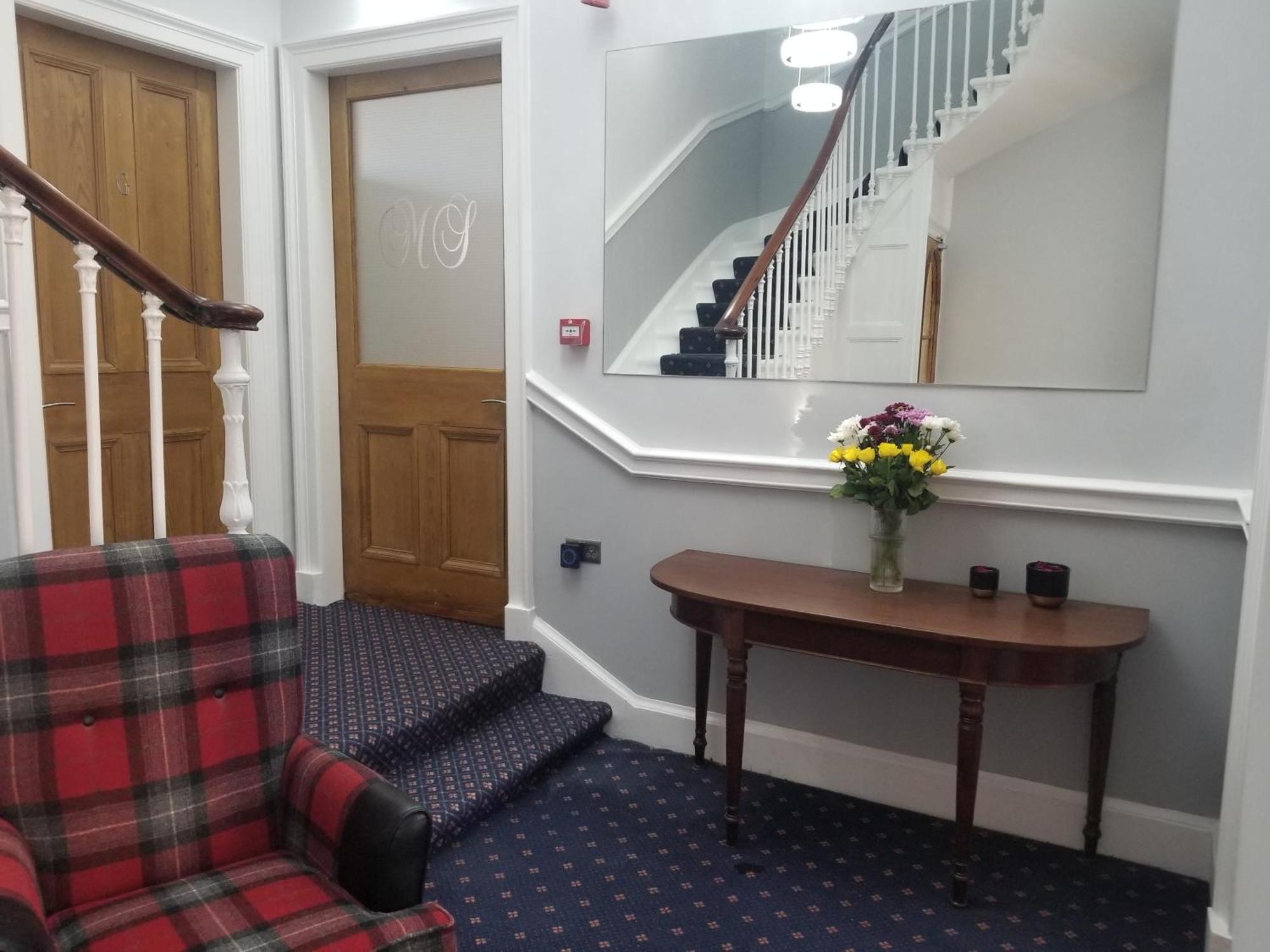Mayfield Guest house *