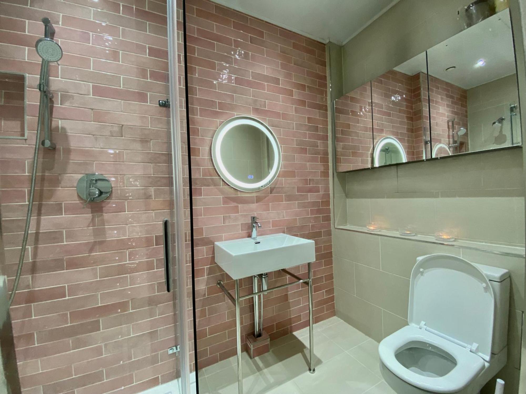 Apartment Traveller Award Winner 2024 - With 3 Beds Edinburgh