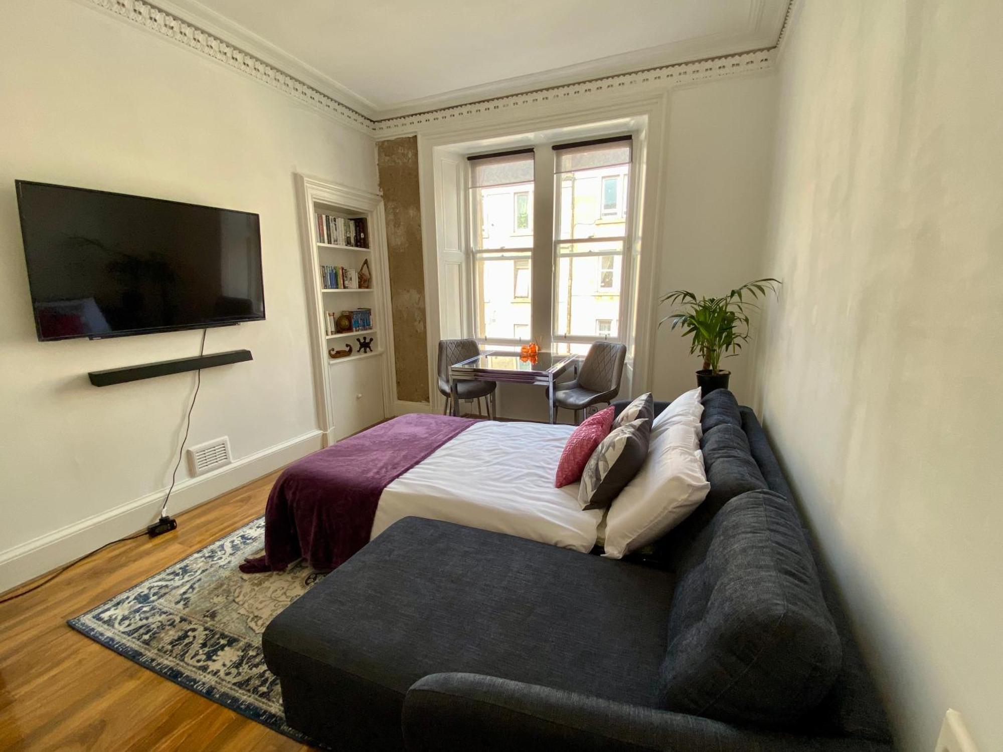 Traveller Award Winner 2024 - With 3 Beds Apartment