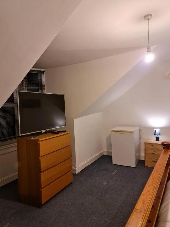 Pilrig St Guest house *