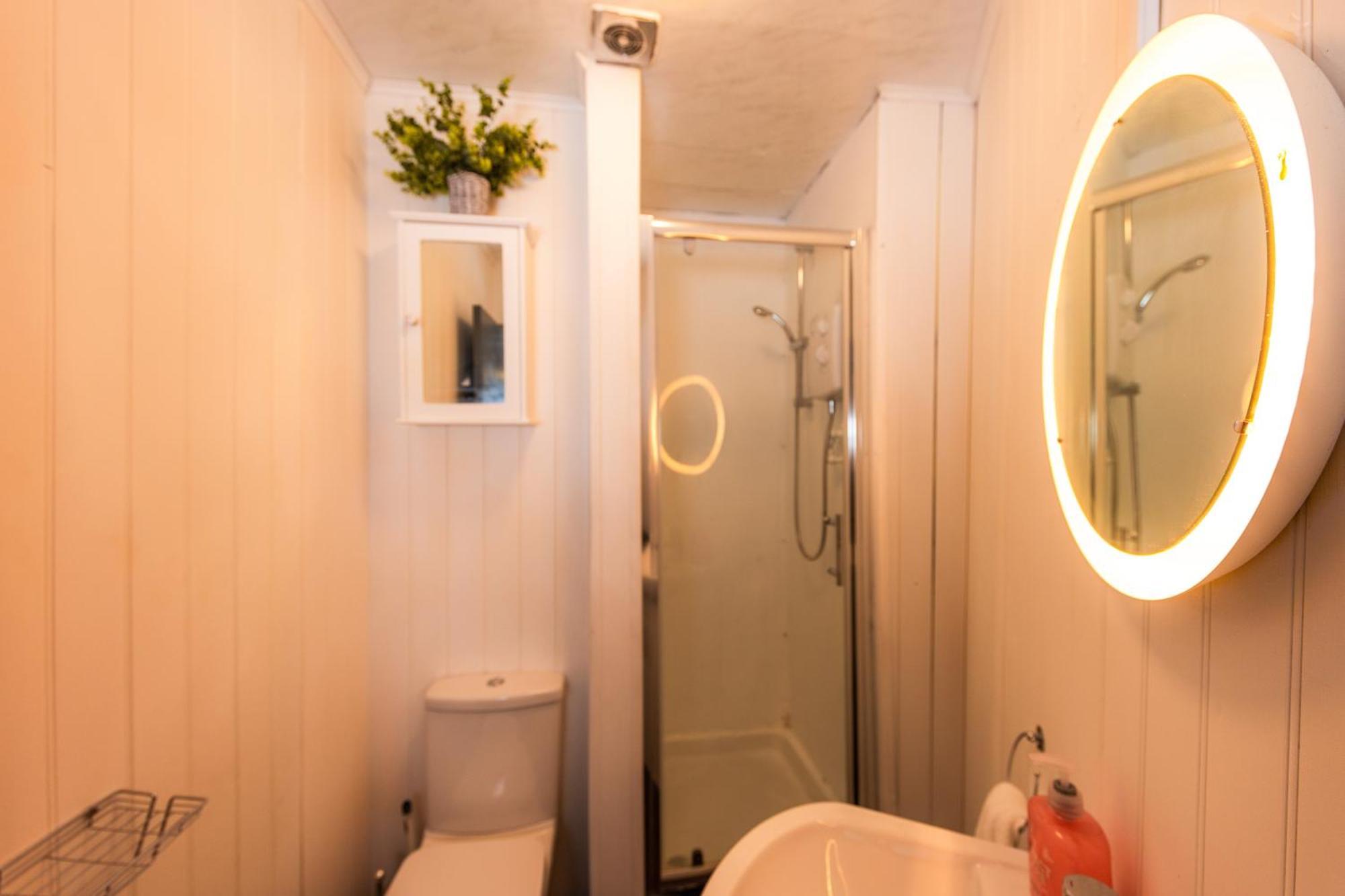 In Old Town, Cozy 4 Bedroom Flat Apartment