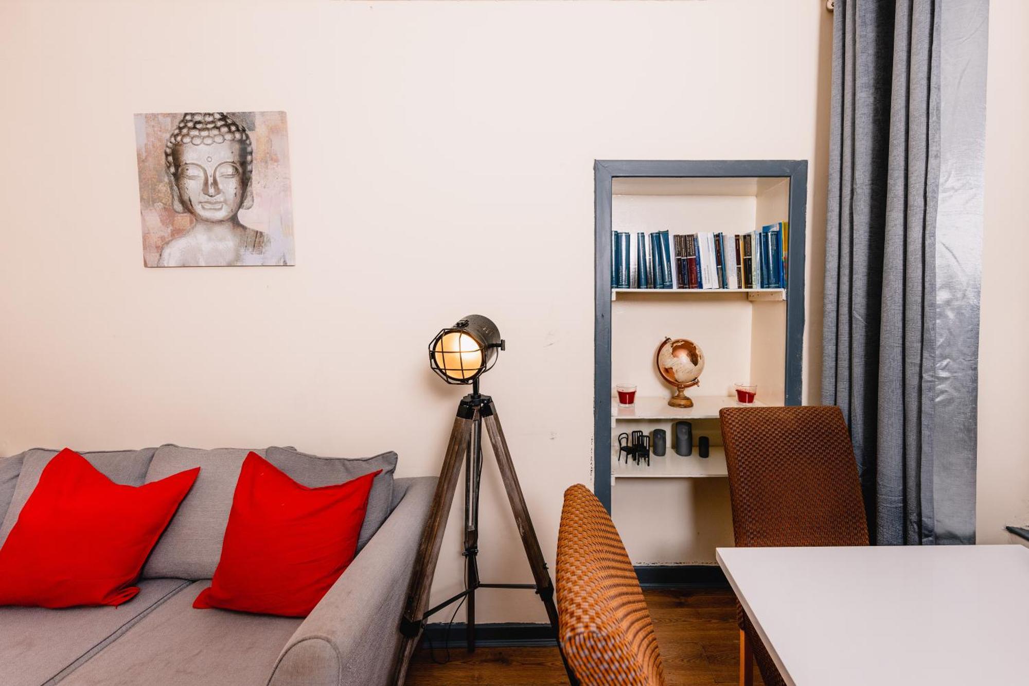 Apartment In Old Town, Cozy 4 Bedroom Flat Edinburgh