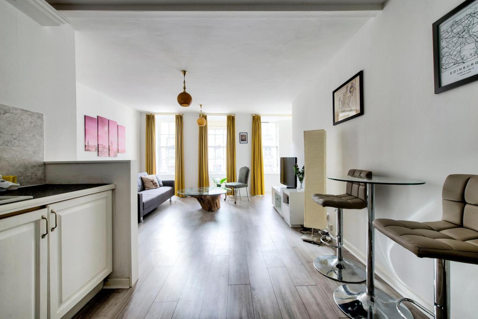 Guestready - Bright & Airy 1br Flat In Center * EDI
