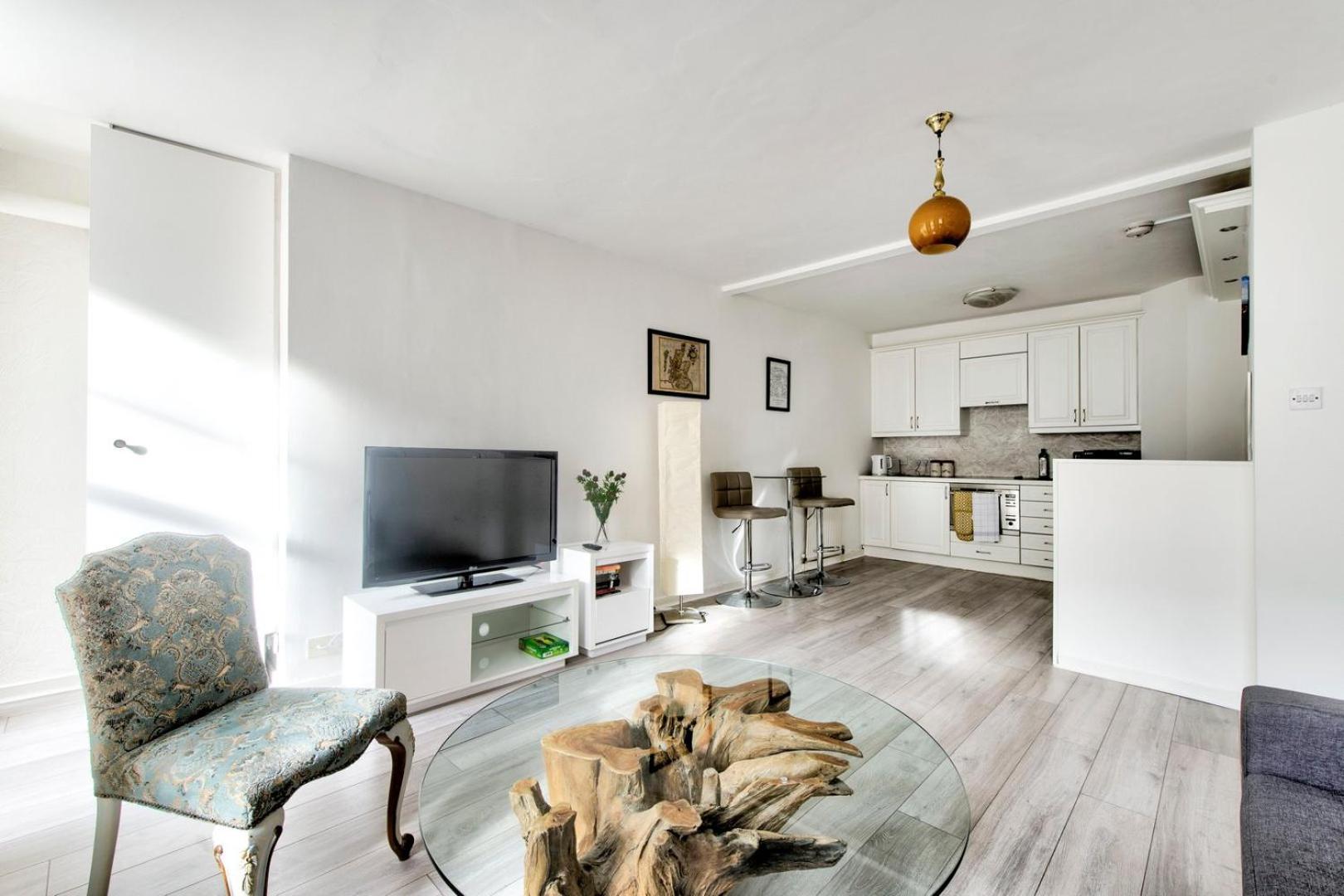 Guestready - Bright & Airy 1br Flat In Center EDI
