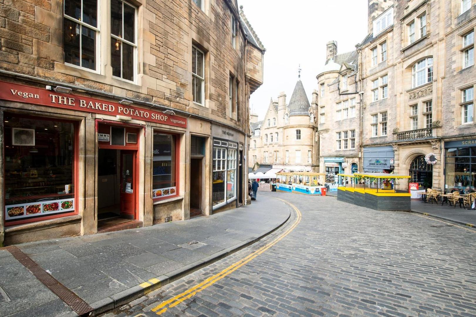 Apartment Guestready - Bright & Airy 1br Flat In Center EDI