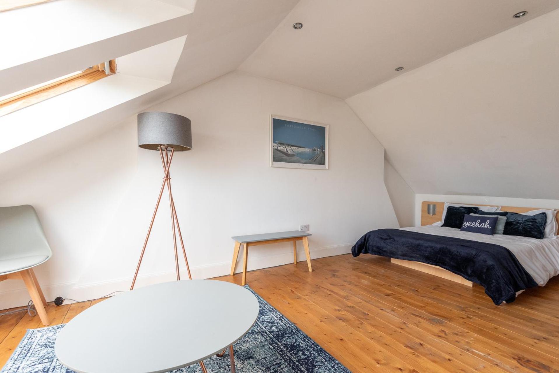 Beautiful Victorian Townhouse With Private Garden, Close To The Beach * Edinburgh