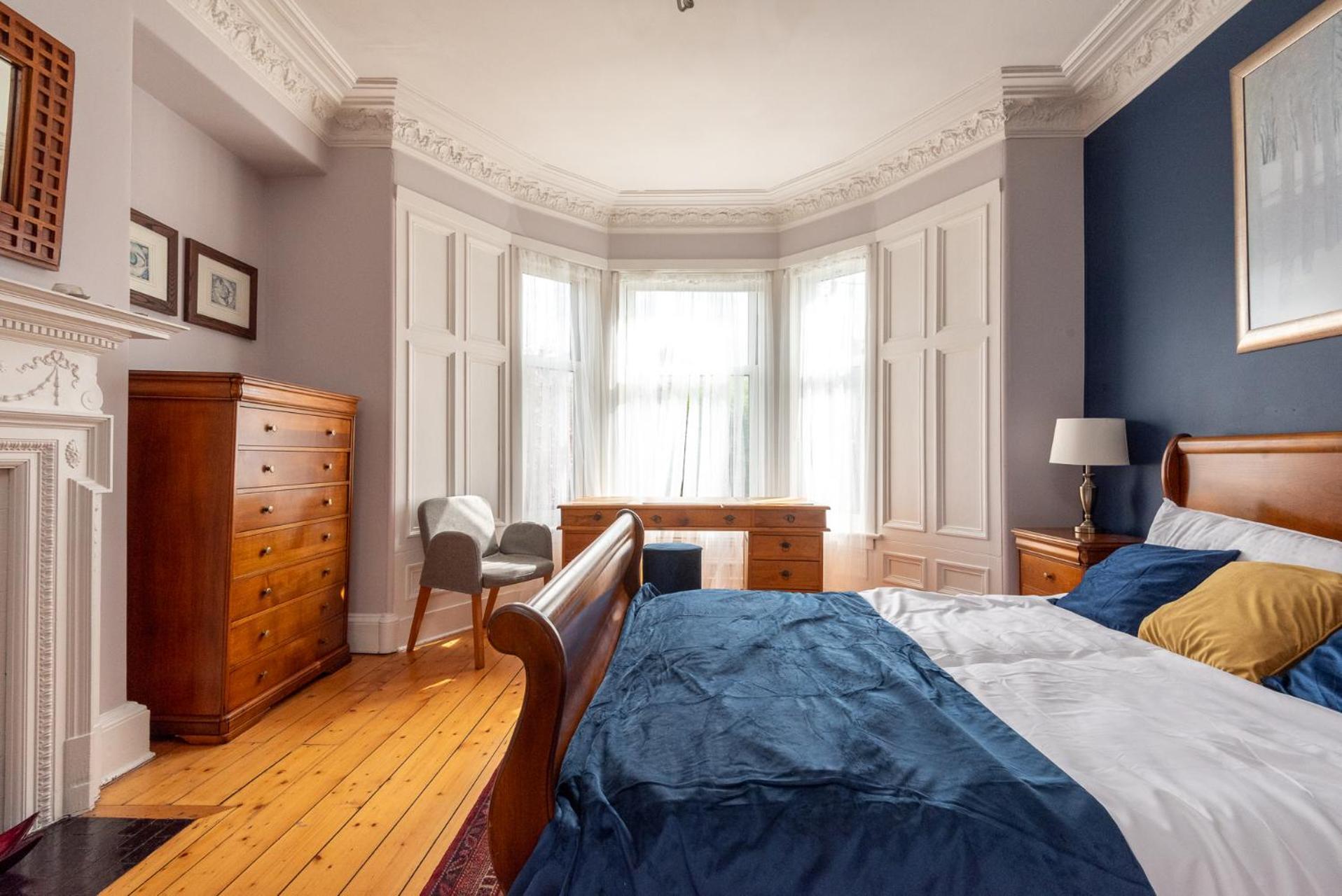 Holiday home Beautiful Victorian Townhouse With Private Garden, Close To The Beach