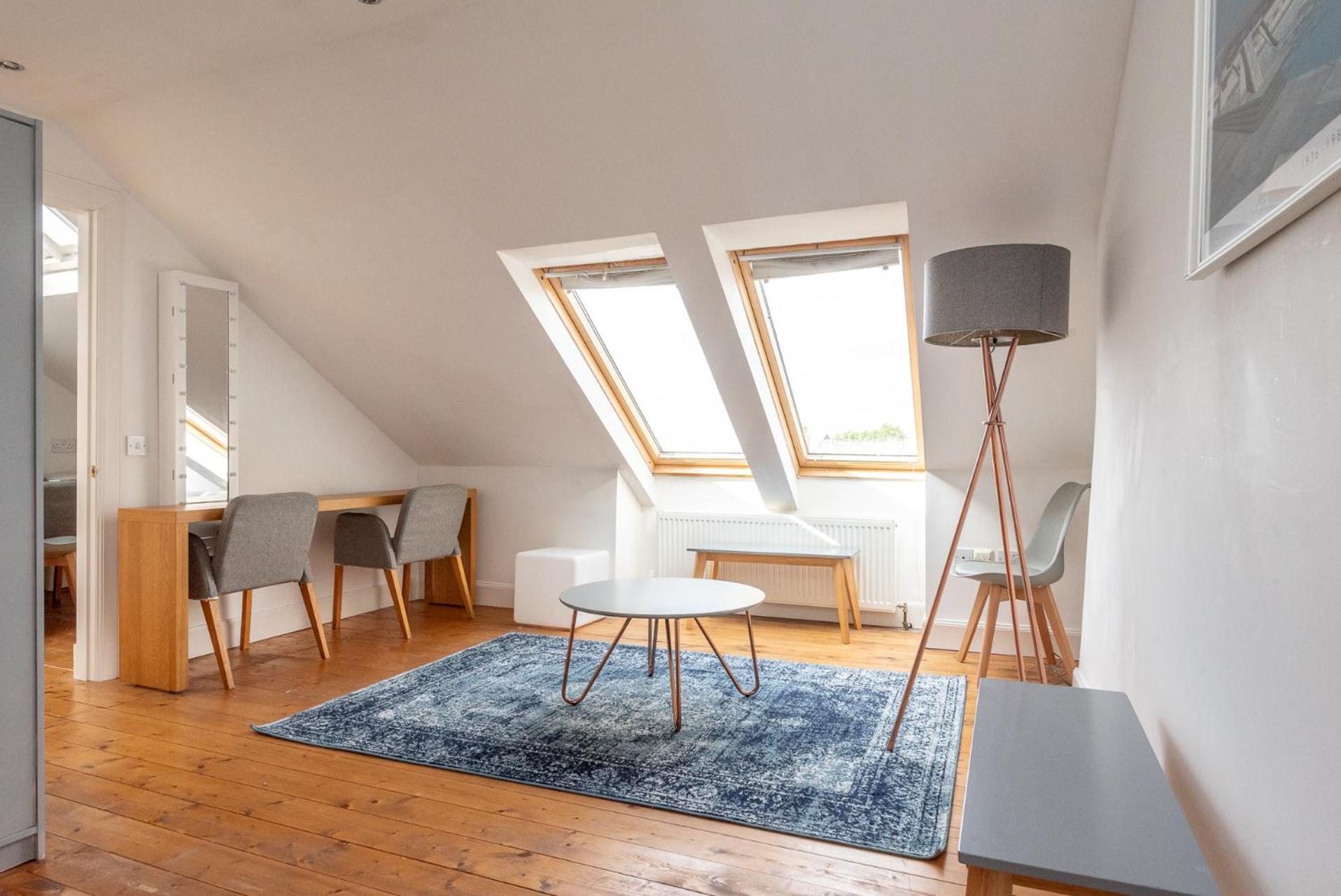 Holiday home Beautiful Victorian Townhouse With Private Garden, Close To The Beach