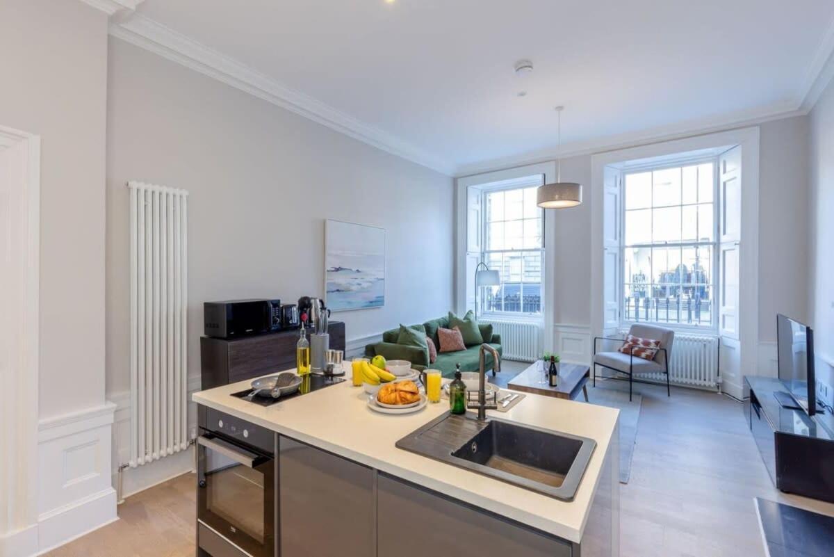 Dragon - Centre 1 Bed Apartment Edinburgh