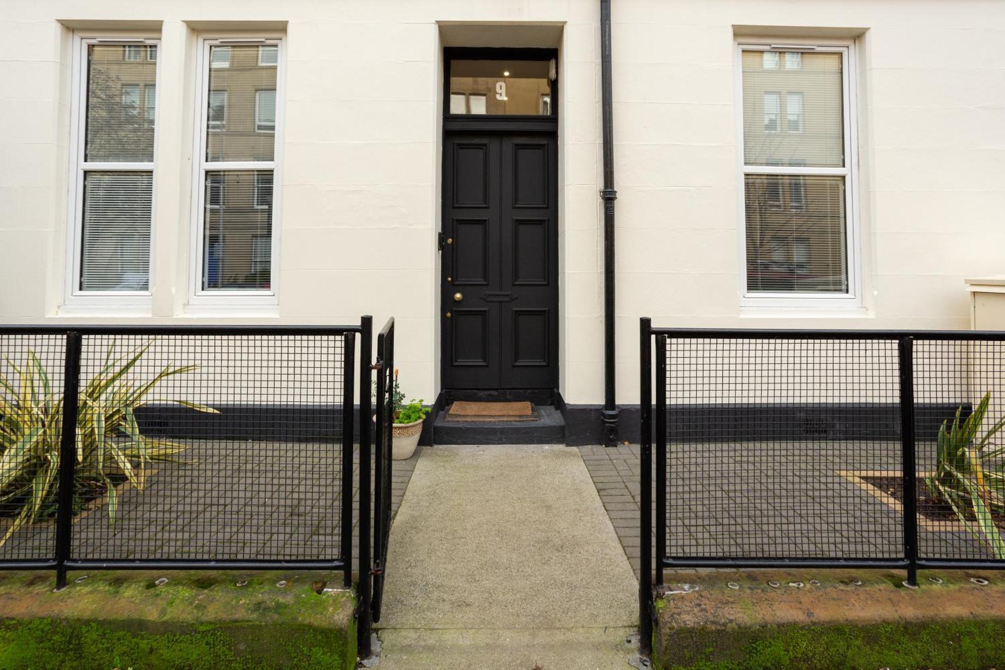 Spacious 2 Bedroom House Near The Meadows Apartment Edinburgh