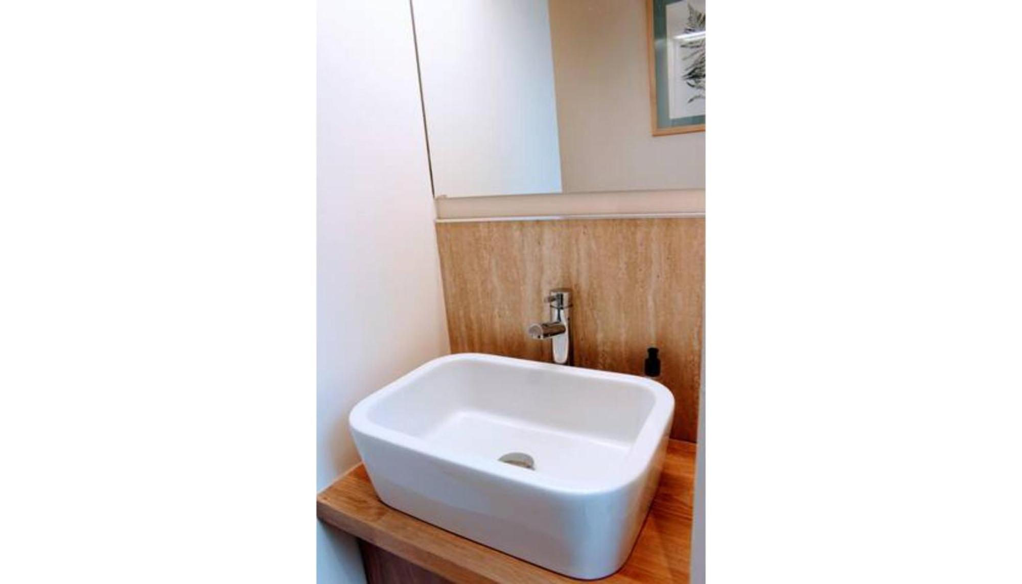 Apartment Bright Modern Arthurs Seat 2 Bedroom Edinburgh