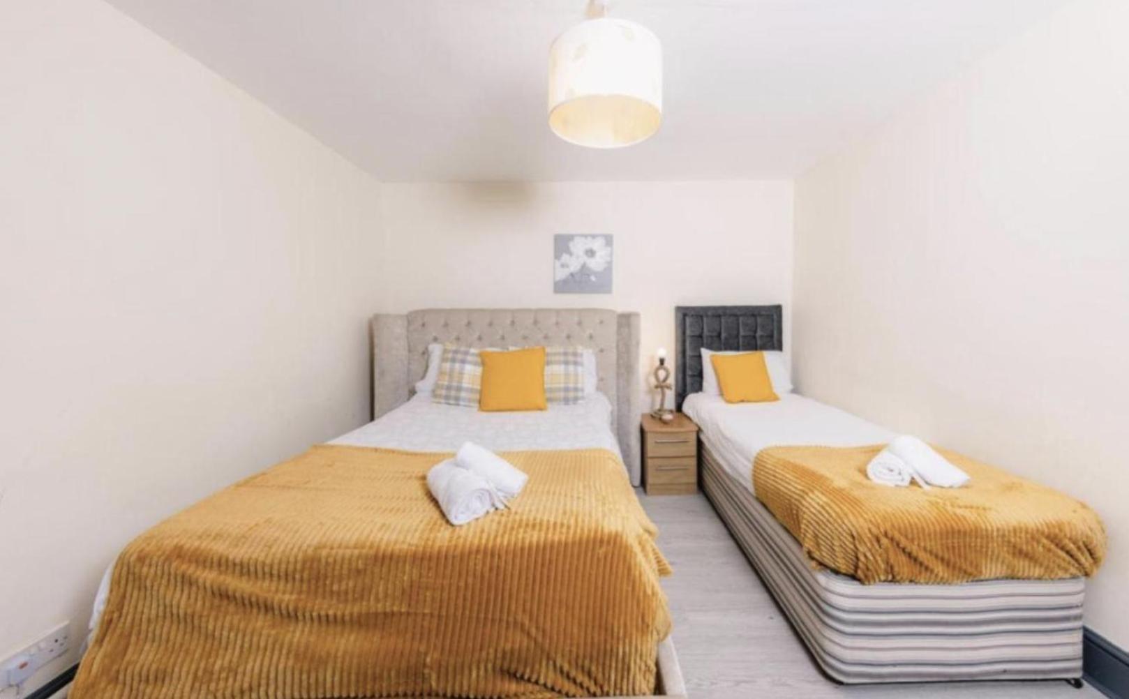 Apartment Warm & Welcoming By The Meadows! City Center 7 *