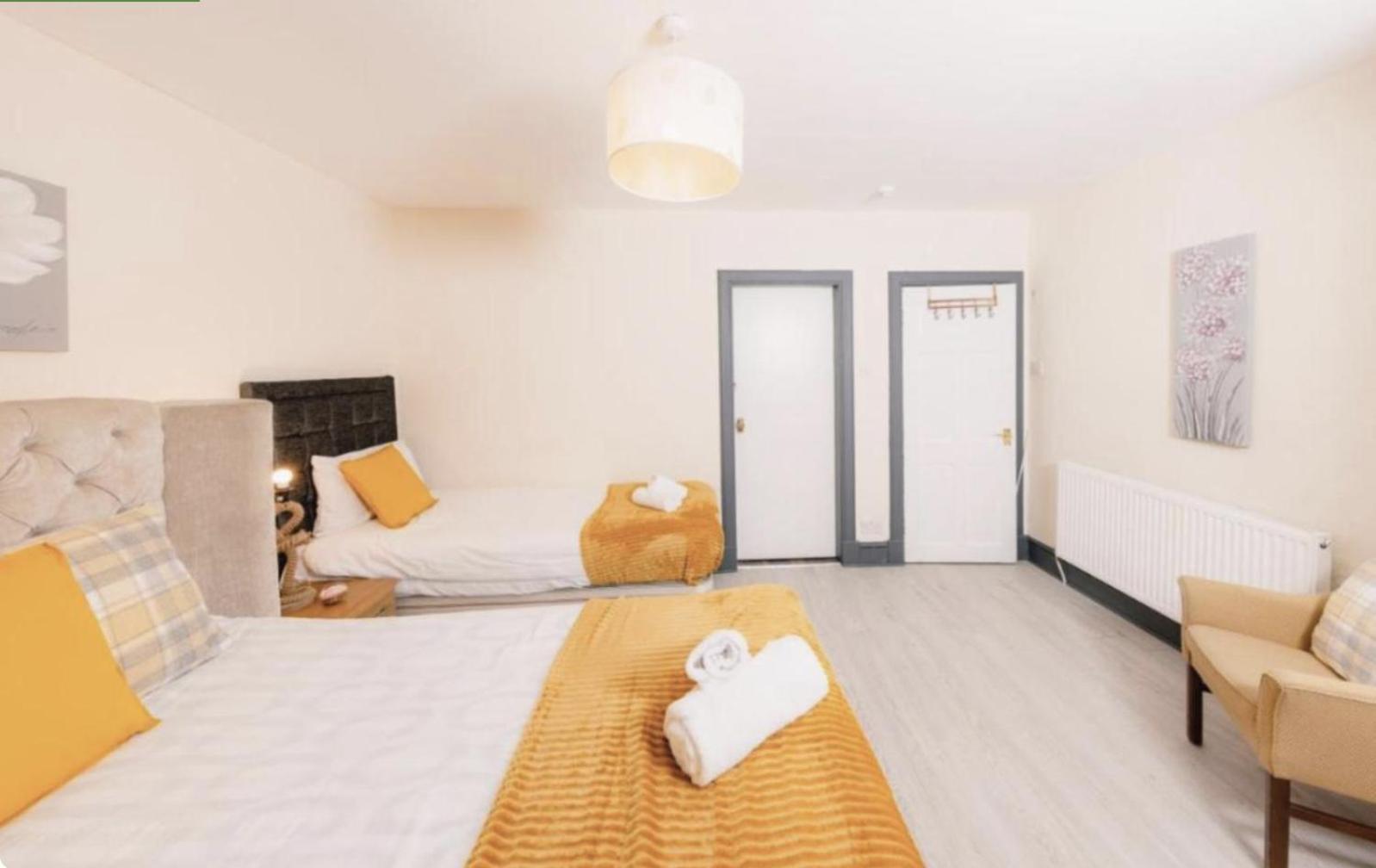 Warm & Welcoming By The Meadows! City Center 7 Apartment *