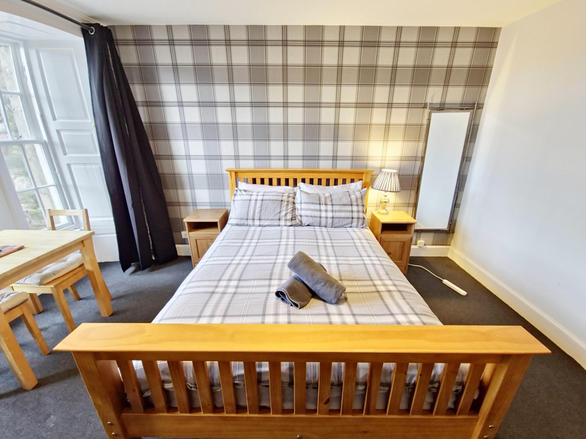 Backpackers - Over 18s Only *