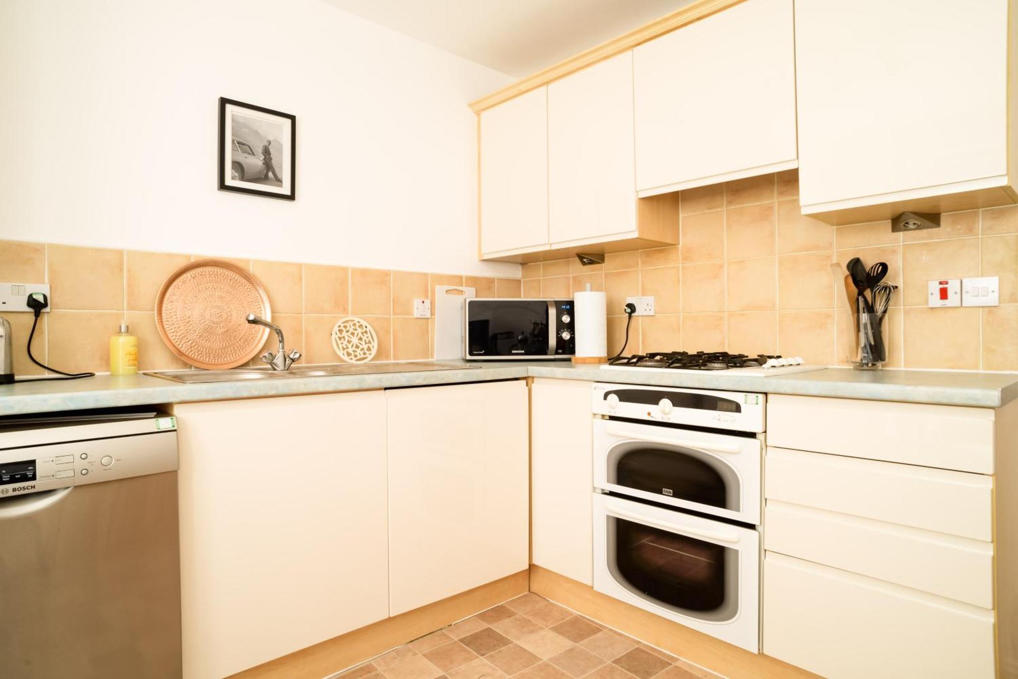Joivy Gorgeous Flat Near The Scotland Gallery Edinburgh