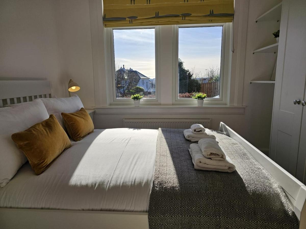 Kaimes Bright Garden Getaway Ferienhaus Edinburgh