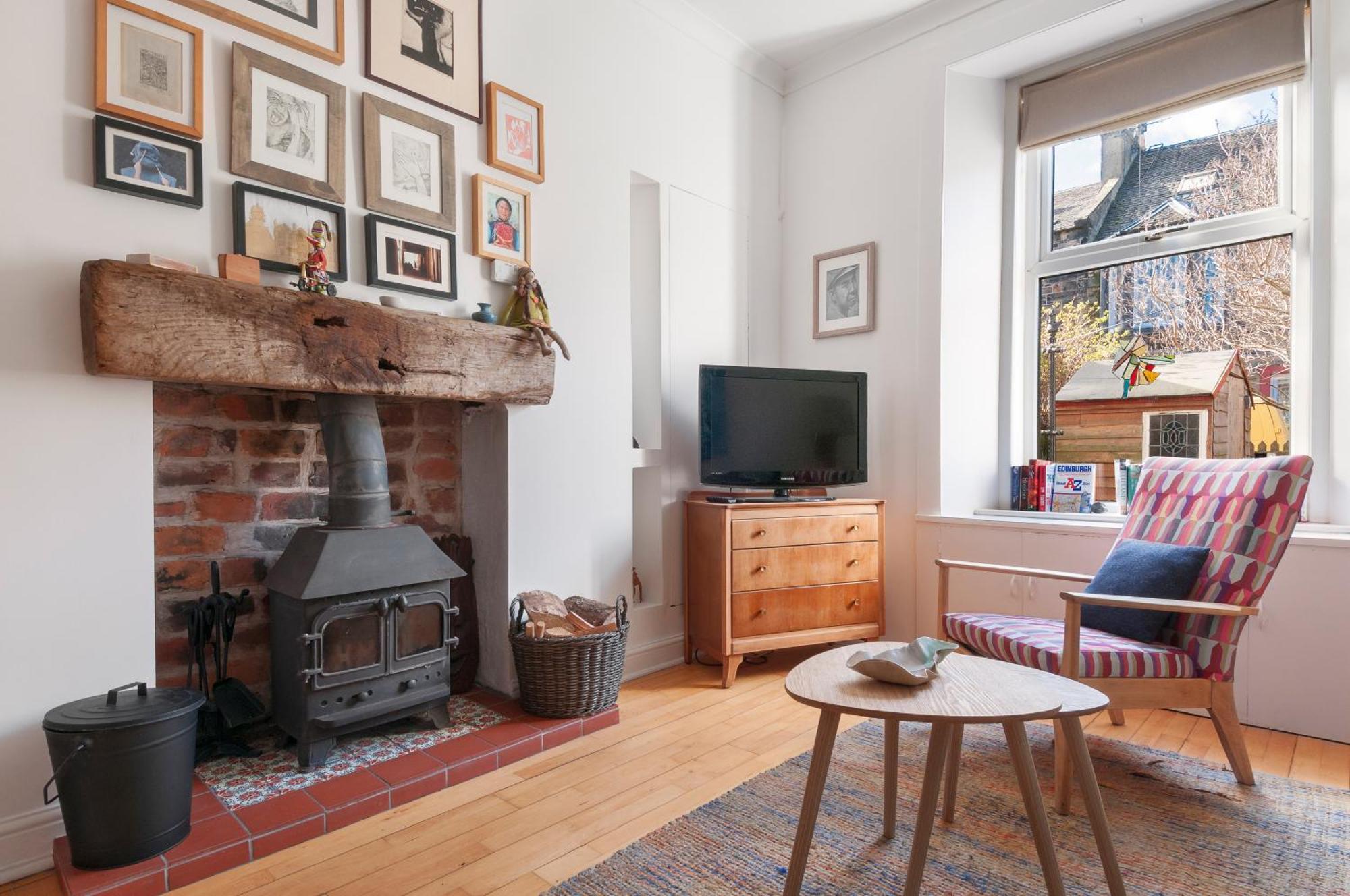 Vibrant Style Flat At Leith Links Park Apartment