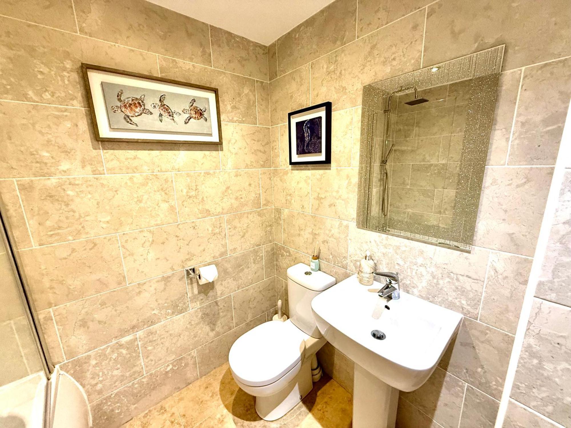 Holiday home Torwood Townhouse - Free Parking And Contractor Friendly Edinburgh