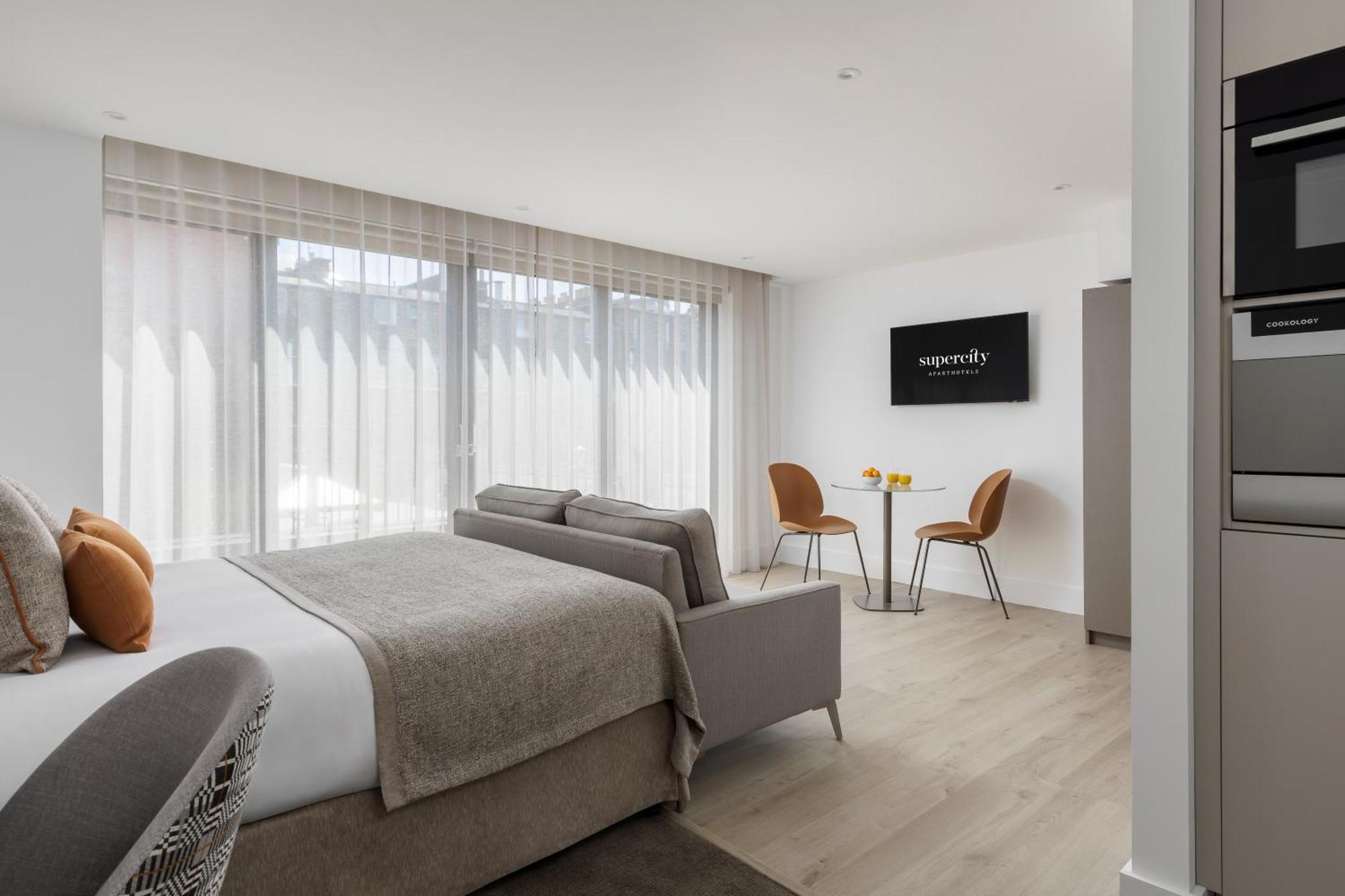 Forth House By Supercity