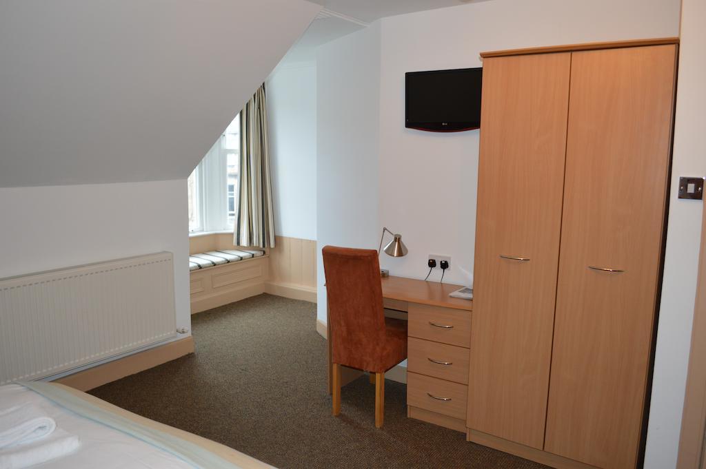 Mw Townhouse 4*