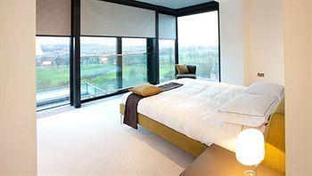 Cloud 9 - Quartermile 4* Edinburgh