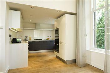 Cloud 9 - Quartermile Hotel