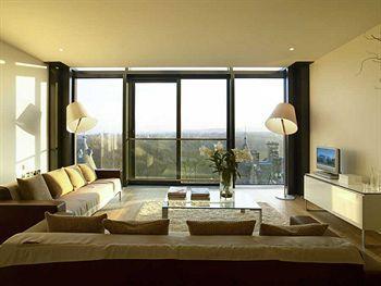 Hotel Cloud 9 - Quartermile