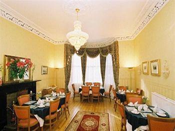 Menzies Apartment *