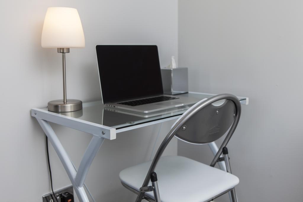Apartment Amazing Apartments - Annandale St Near The Playhouse - Free Parking *