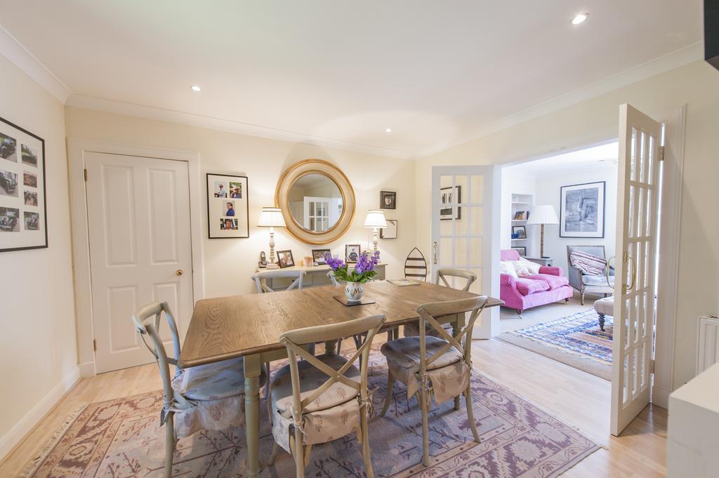 Belford Mews *